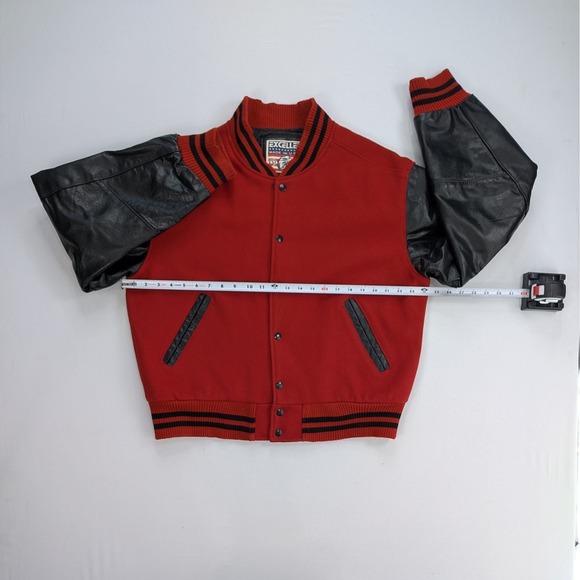 Vintage Varsity Jacket Wool & Leather Sleeves Made in USA - Picture 3 of 13